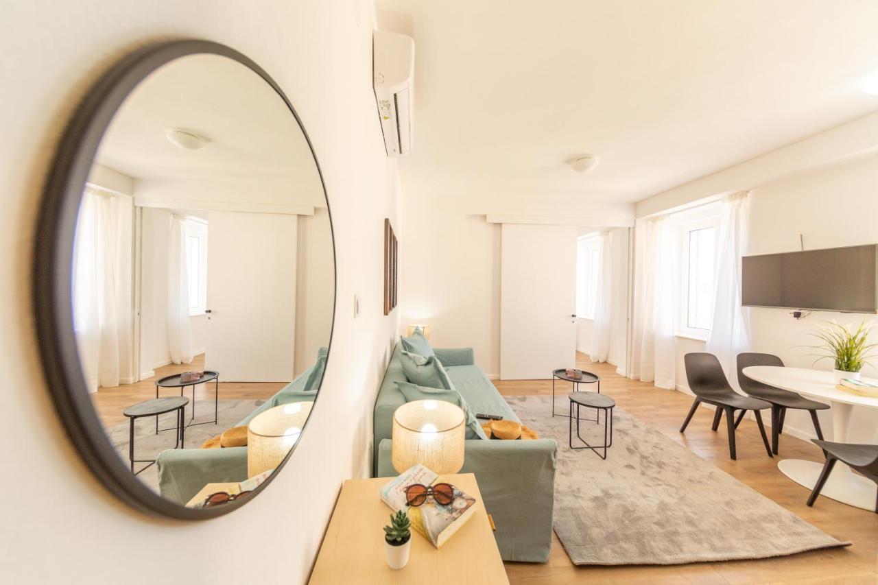 Central Seaside Residence Вис Экстерьер фото