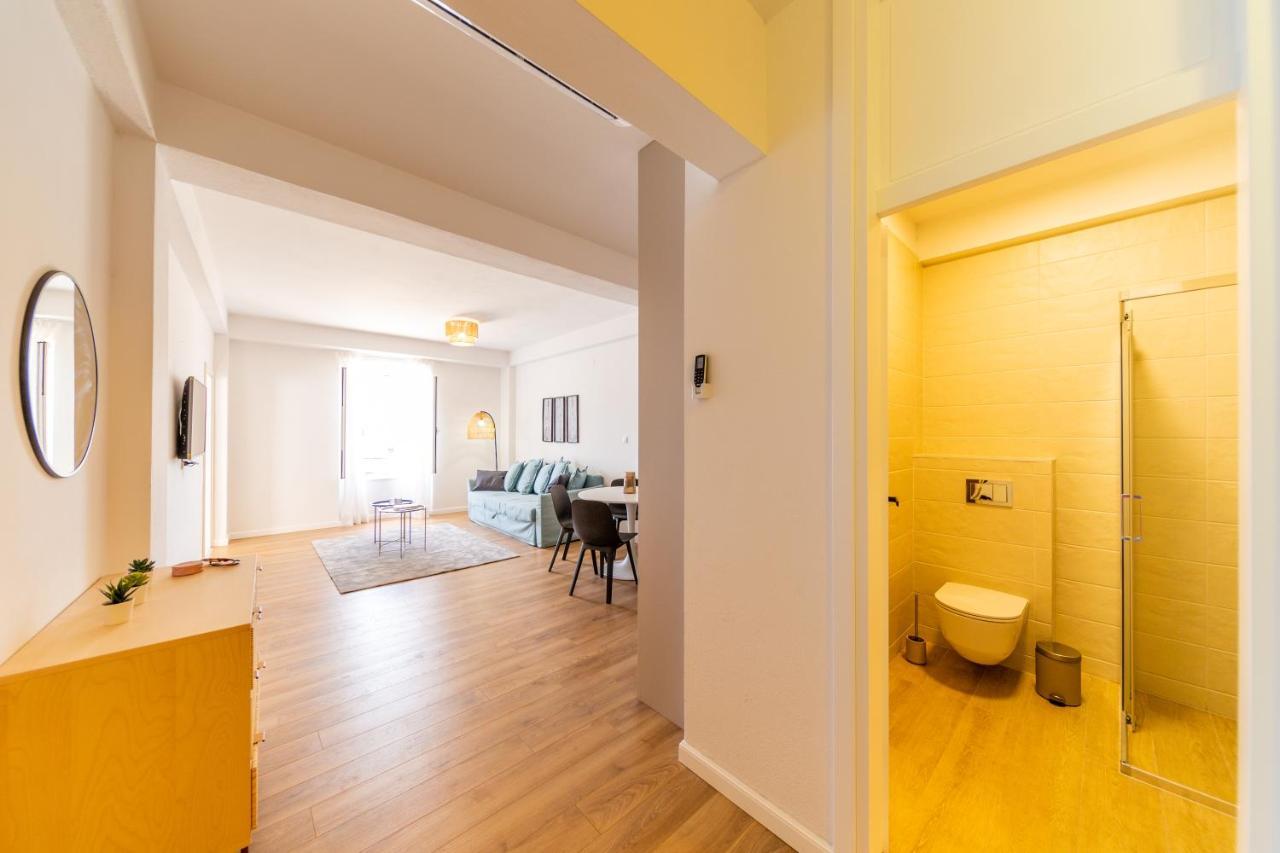 Central Seaside Residence Вис Экстерьер фото